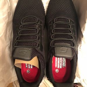 Men’s Relaxed Fit Memory Foam Skechers Work - NWT